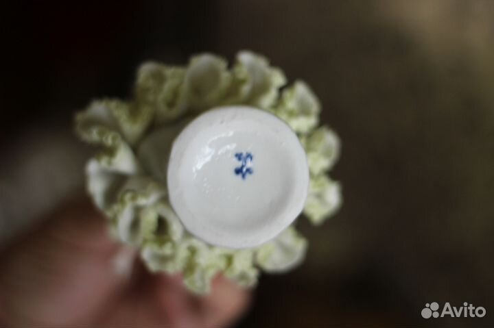 Статуэтки кружевной фарфор