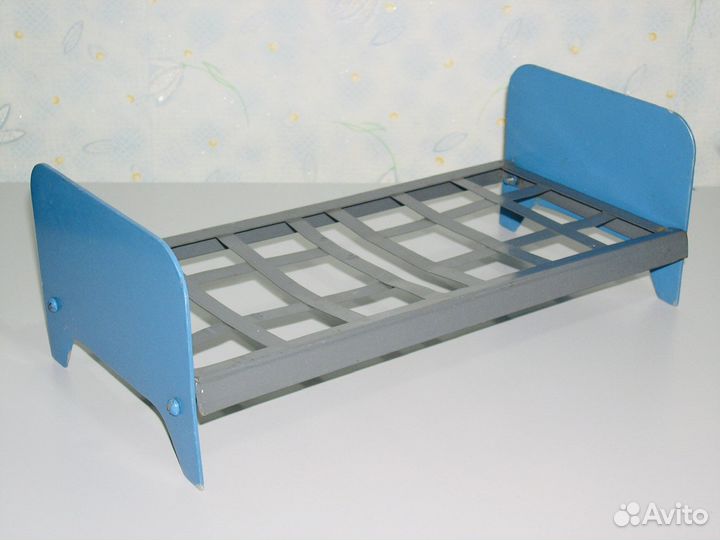 Игрушка кровать для куклы