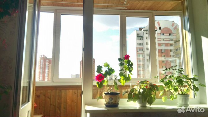 Пластиковые окна и двери, остекление балконов