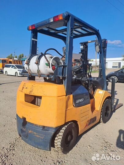 Вилочный погрузчик Toyota 02-8FGL15, 2002