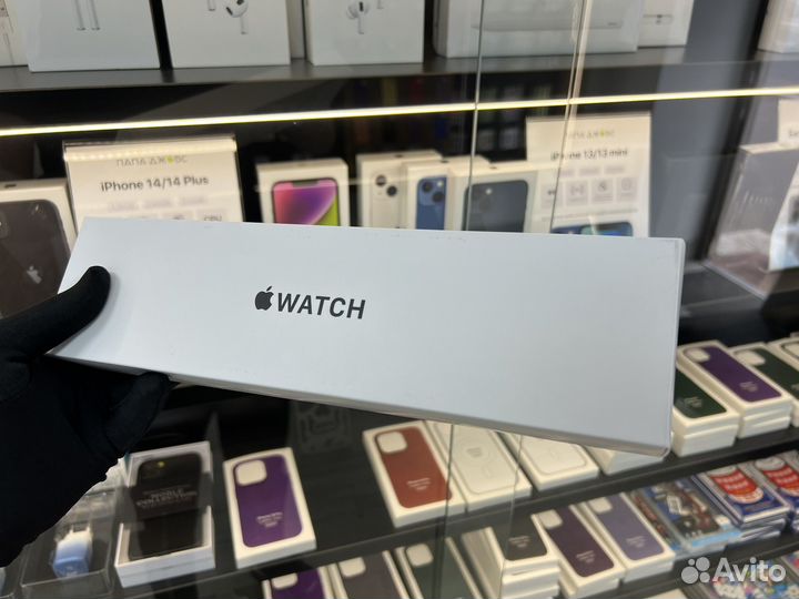 Apple Watch SE 2022 Starlight. Новый, запечатан