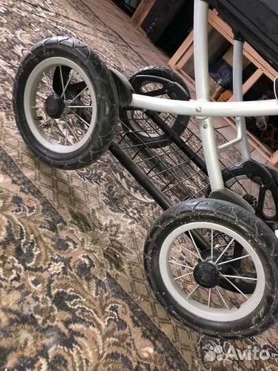 Коляска автолюлька