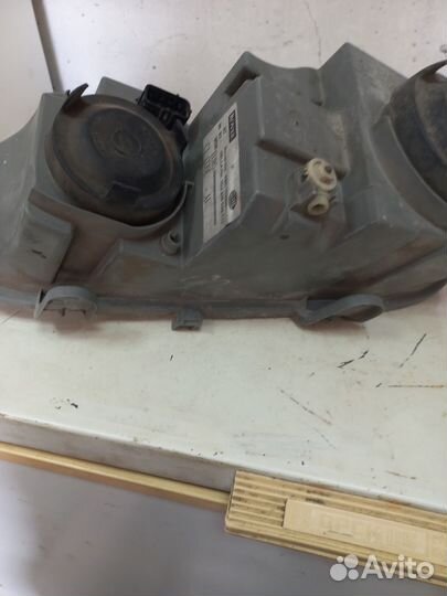 Продам корпус фары левый rover 75