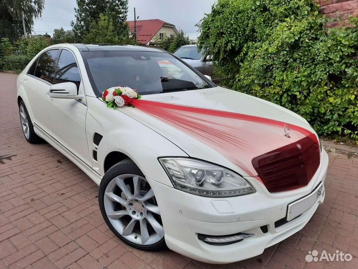 Свадебные украшения на автомобили