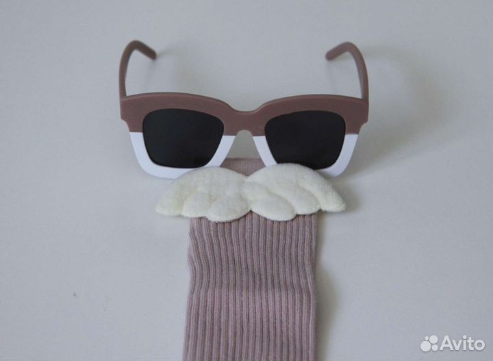 Аксессуары для девочки. Очки, гольфы