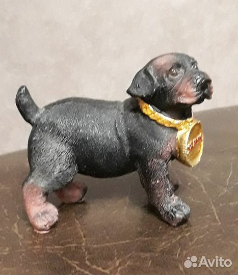 Фигурка собака новая