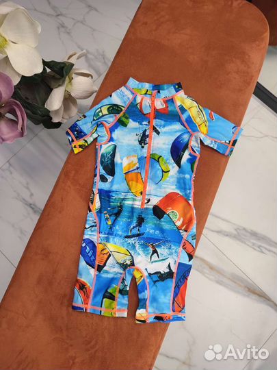 Новый рашгард купальник molo 98-128