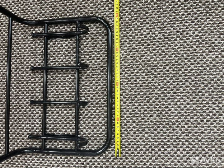 Вешалка настенная металлическая