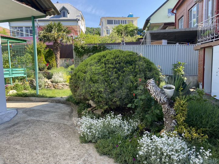 Комната 12 м² в 3-к., 1/1 эт.