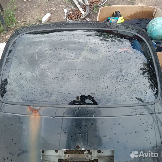 Заднее стекло крайслер вояджер