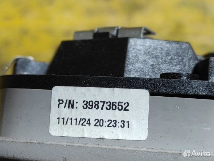 Плафон салонный Volvo Xc90 C30 D5244T18 2012