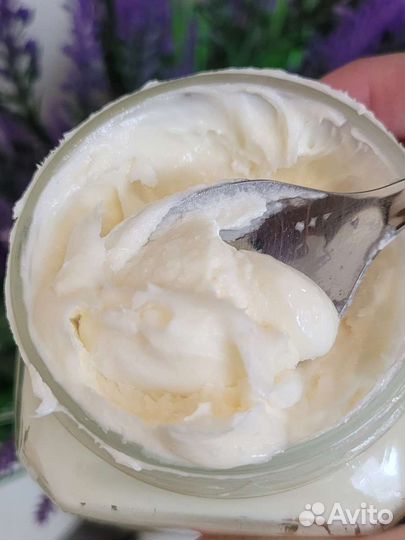 Белый крем-мёд