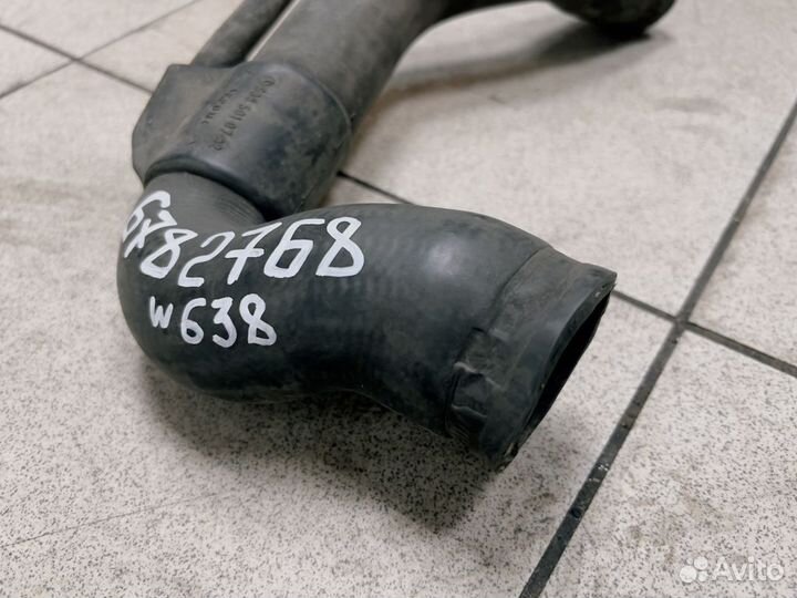 Патрубок системы охлаждения Mercedes W638 Vito V