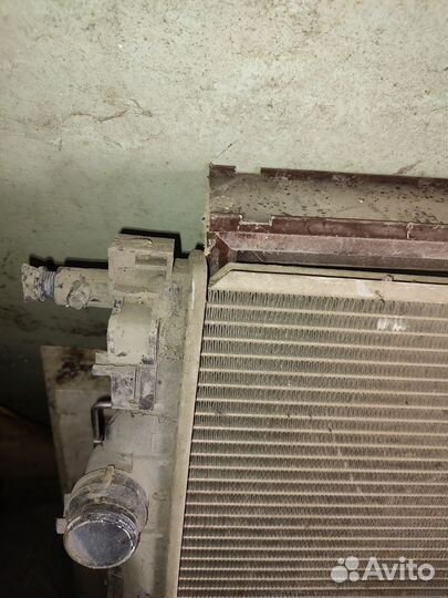 Радиатор охлаждения chevrolet cruze 1.8