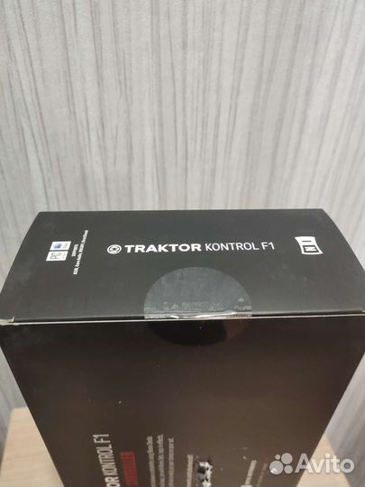 DJ-контроллер NI Traktor Kontrol F1 (новый)