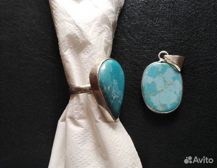 Комплект из натурального камня в серебре