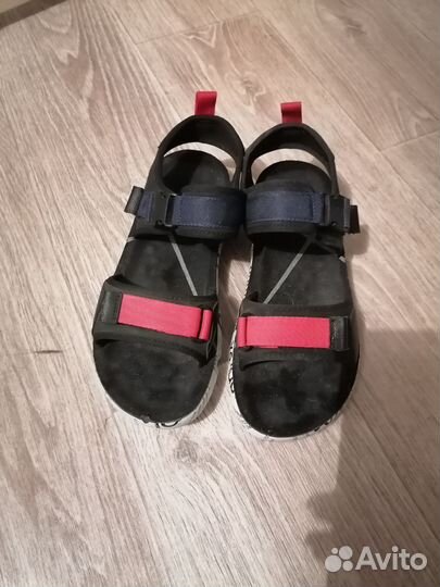 Босоножки на мальчика