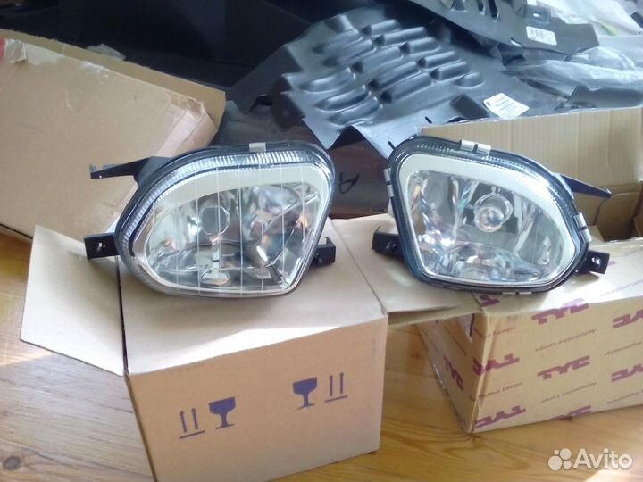 Противотуманки птф до рестайлинг на Mercedes W211