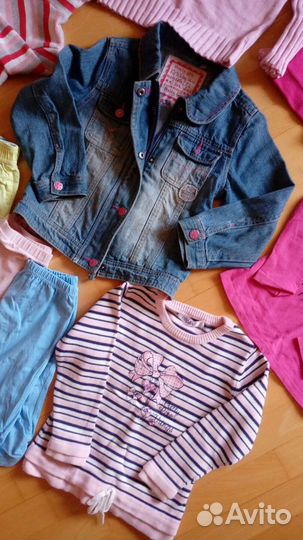 Ветровка, пакет фирменных вещей д/девочки 110-116