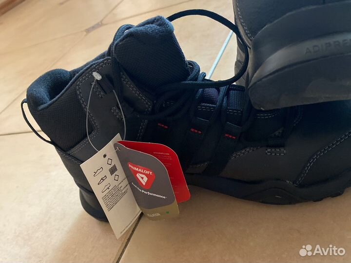 Обувь мужская кожаная 42,5 размер adidas