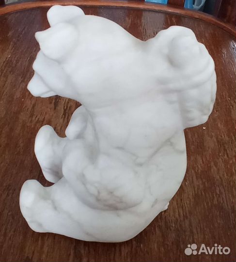 Маша и медведь статуэтка из камня