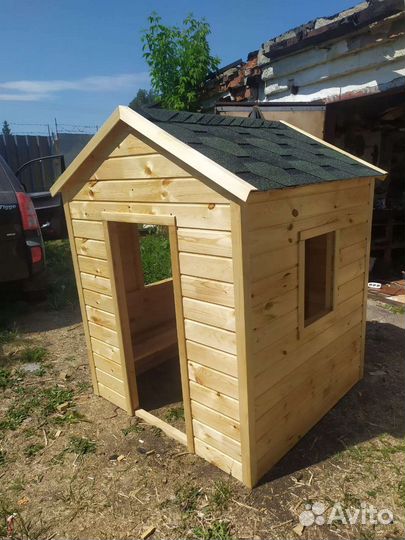 Детский деревянный домик