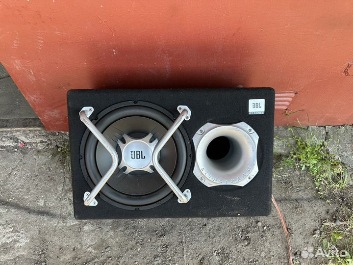 Сабвуфер jbl gt5-1204br