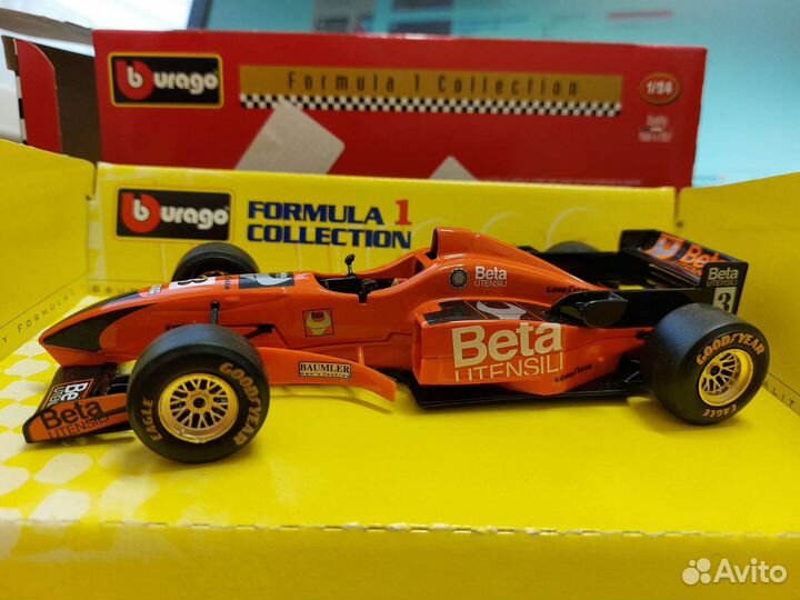 Коллекционная модель Formula 1 1:24