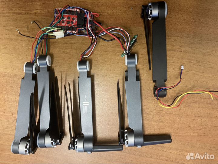 Квадрокоптер sjrc F11S 4k pro на запчасти