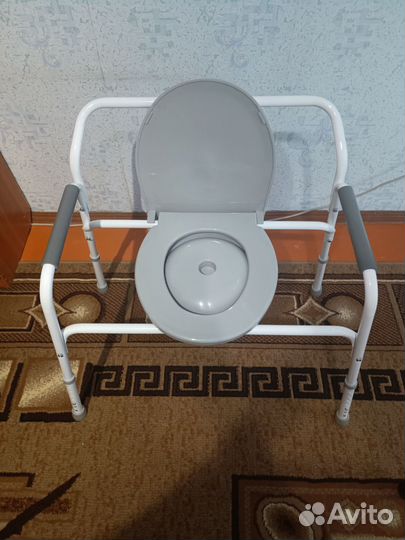 Санитарное кресло Туалет