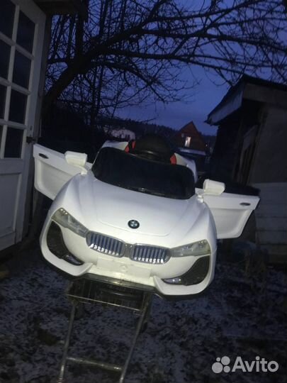 Детский электромобиль bmw