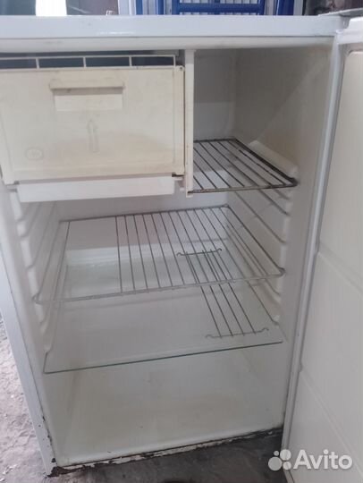 Холодильник б/у