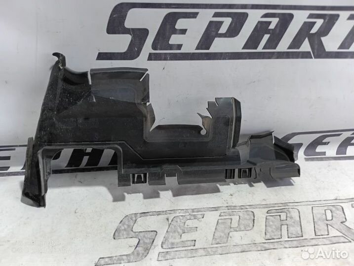 Воздуховод радиатора передний правый Audi A4 B8