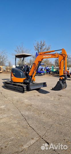 Мини-экскаватор Hitachi ZX30U-3, 2017