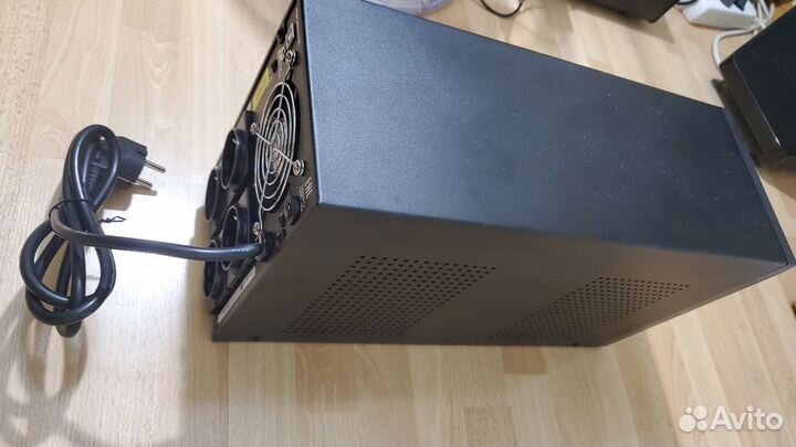 Ибп SVC V-2000-F-LCD