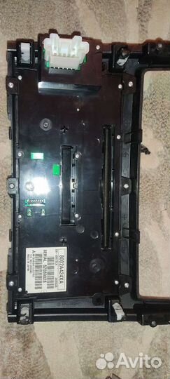 Штатное головное устройство Pajero 4