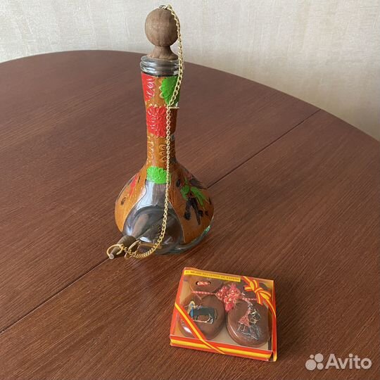 Бутылка стеклянная