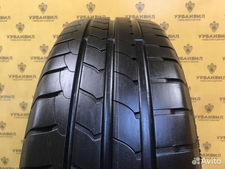 Goodyear EfficientGrip 195/60 R16 89H