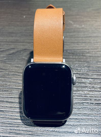 Часы apple watch 5 40 mm titanium edition