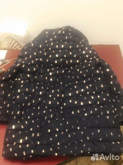 Продам куртку для девочки. Размер 122