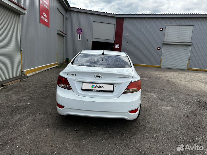 Hyundai Solaris 1.6 AT, 2013, 193 268 км