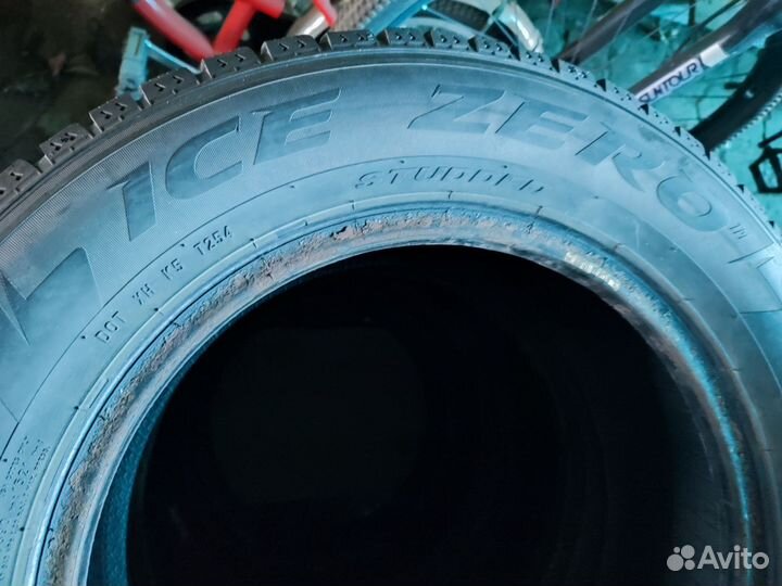 Pirelli Ice Zero 195/65 R15