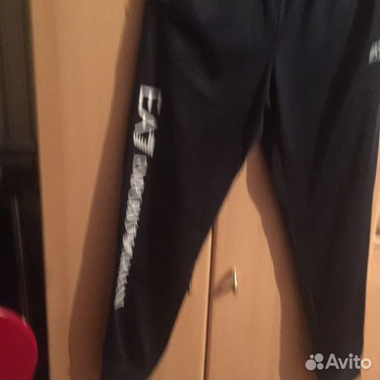 Спортивный костюм EA7 женский