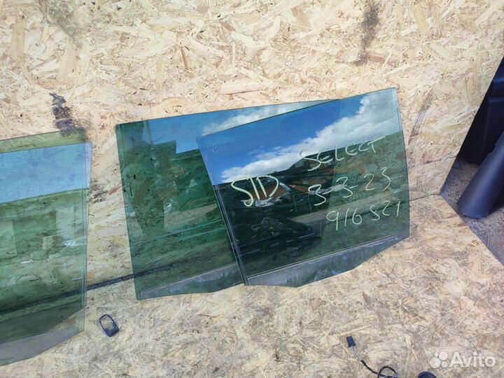 Стекло двери Vw Tiguan 1