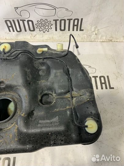 Топливный бак Nissan Primera P12 1.6 2006