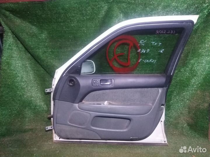 Дверь передняя правая Toyota Celsior UCF20 Пустая