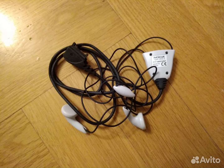 Наушники для телефона