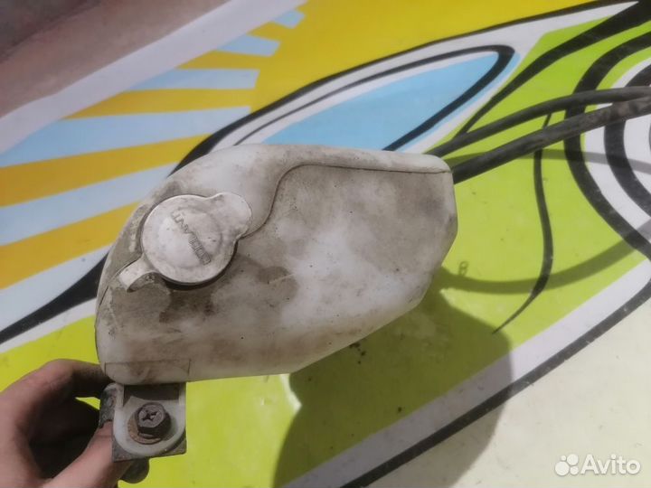 Расширительный бачок Mitsubishi Lancer