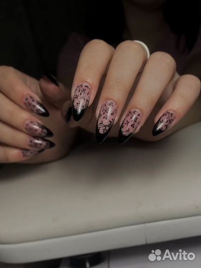 Маникюр на дому