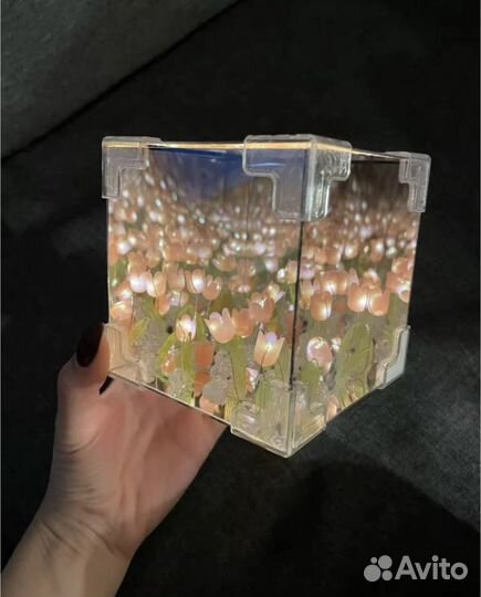 Ночник куб с тюльпанами